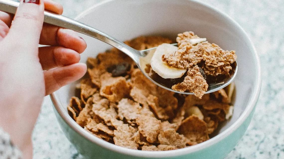 A diet rich in ultra-processed foods has been linked to increased fat deposits within thigh muscles, regardless of calorie intake or physical activity levels